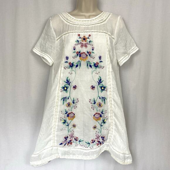 UMGEE Tops - Umgee Tunic Top Women Small White Embroidered Floral Gauze Flowy Coquette Dainty